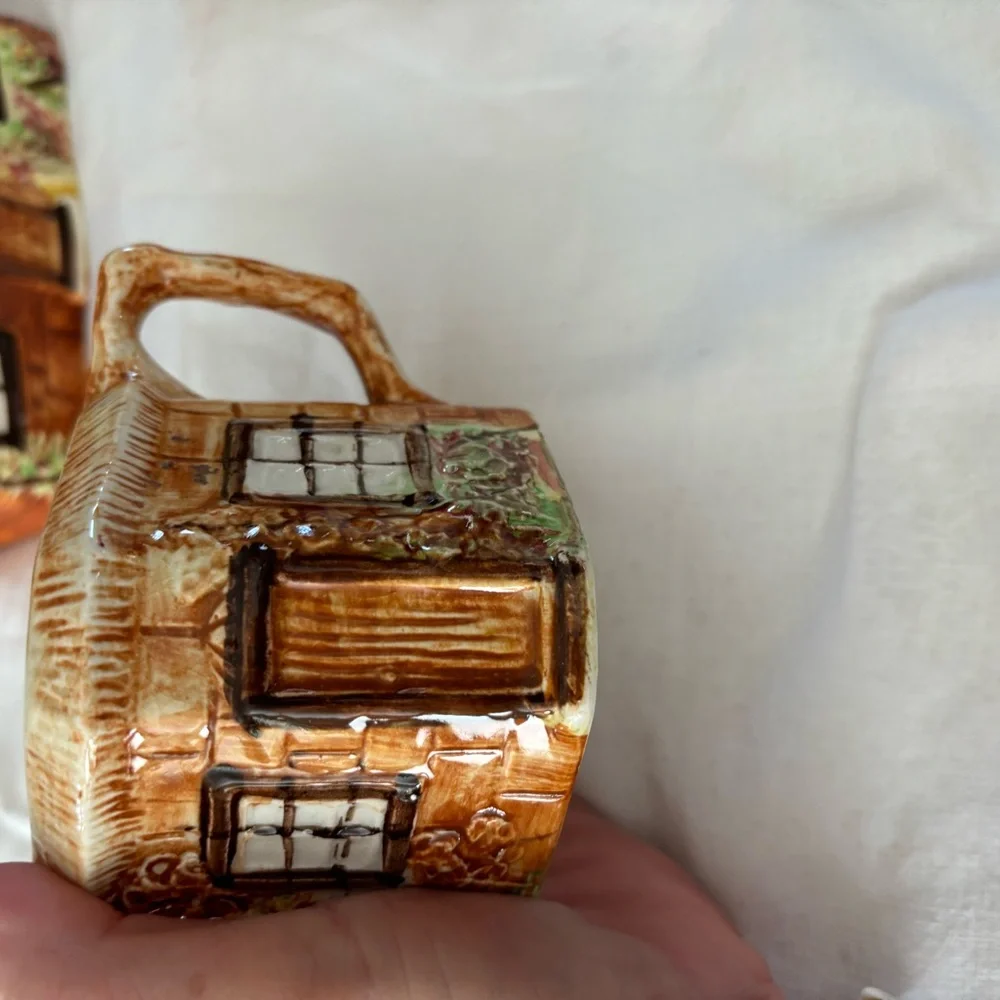 Beautiful- Vintage Price brothers cottage where made in England‎   5 pieces